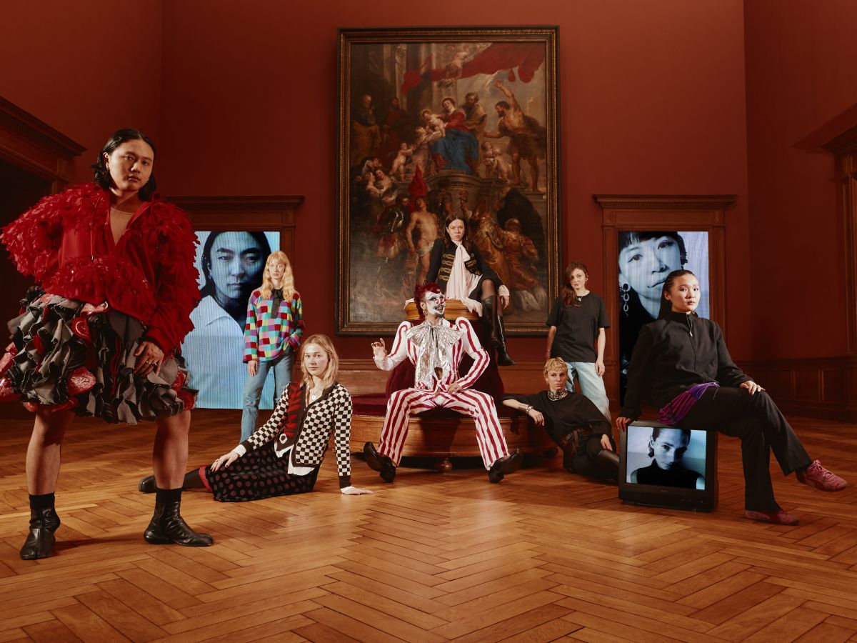 Exposition YOUNG FASHION DESIGNERS & collection du musée